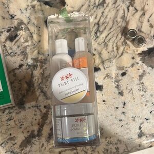 Nib PURE FIGI Home Spa Get Glowing Ritual gift pack!